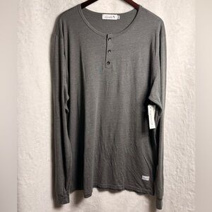 Kinetix Gray Long-Sleeve Henley Shirt